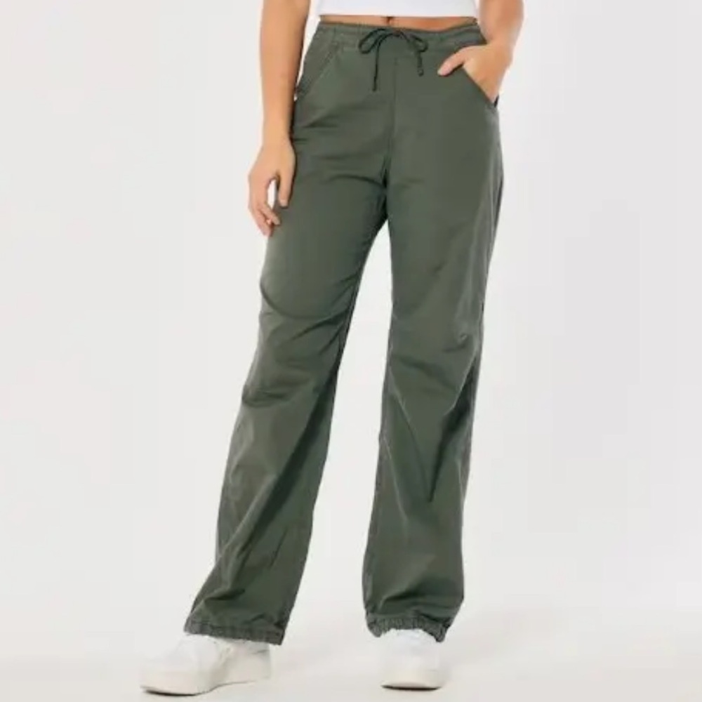 Hollister Y2K Olive Green Cargo Elasticized Cuffs Pants